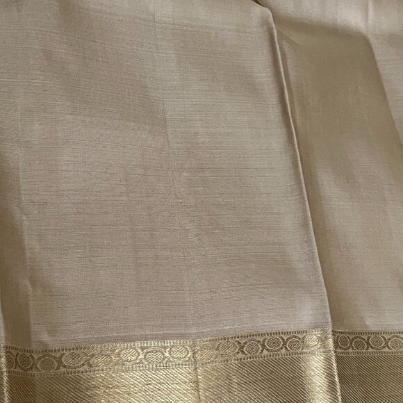 Kanchipuram Pure Silk Saree Beige, golden Zari Border & Rich Pallu | Blouse Inc - Picture 8 of 13